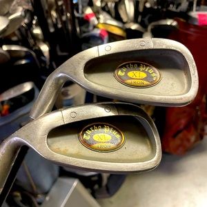 Left Handed golf clubs by Turbo plus 
2 Pc